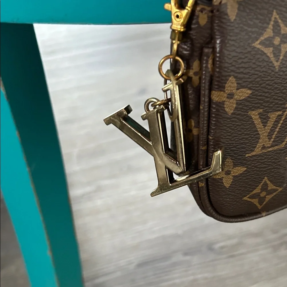 Louis Vuitton Look Alike Purse Charm - Picture 3 of 7